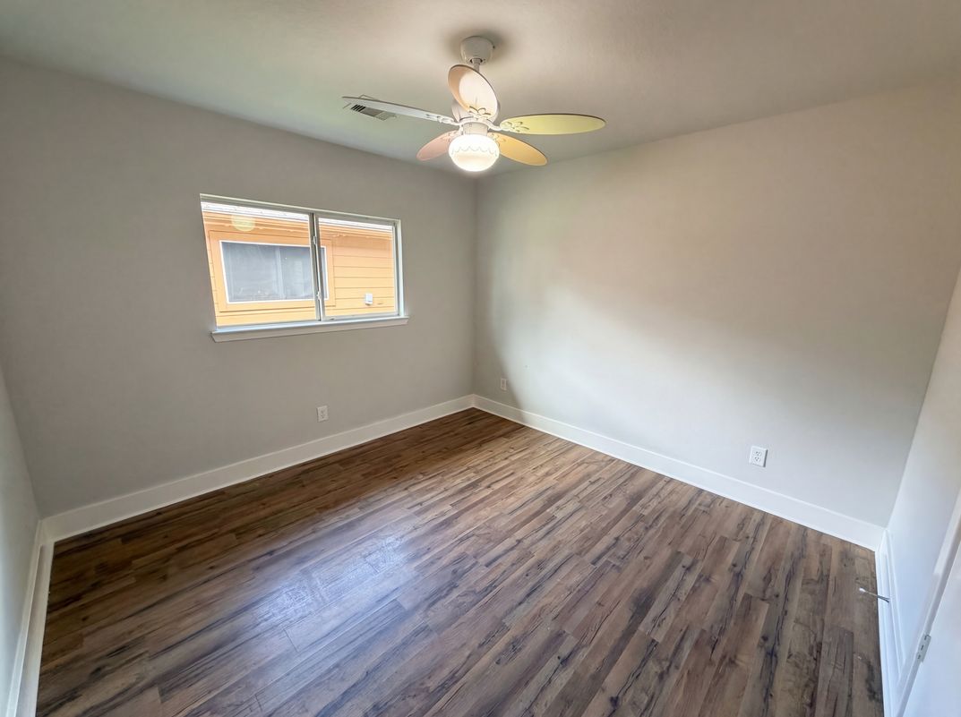 Photo 4 of 22 of 414 Binnacle Way, Crosby, TX