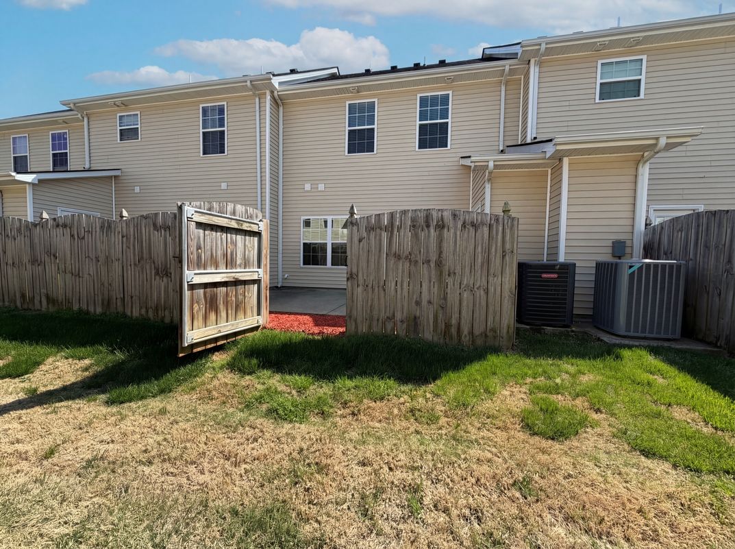 Photo 19 of 22 of 428 Kubota Dr, Murfreesboro, TN