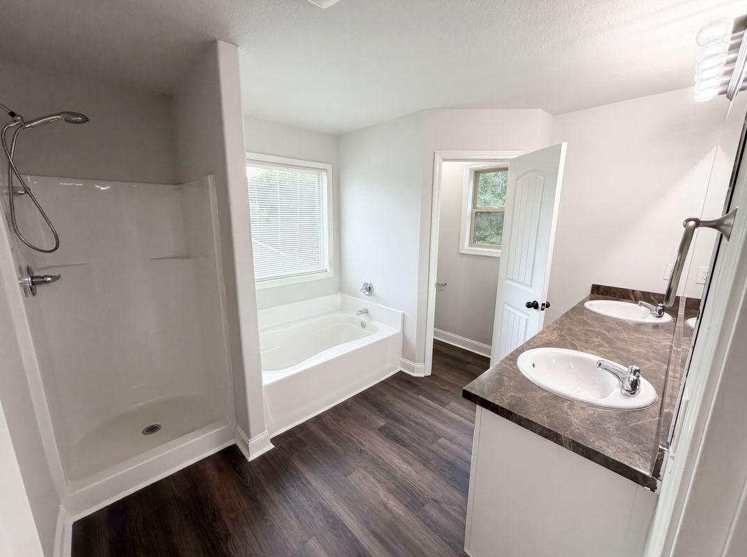Photo 6 of 42 of 410 Redtail Rd, Jefferson, GA