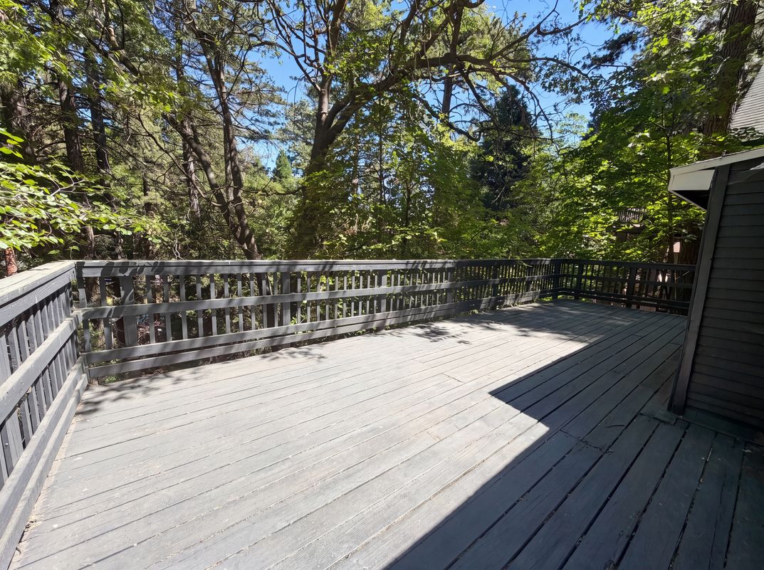 Photo 20 of 24 of 982 Oak Dr, Crestline, CA