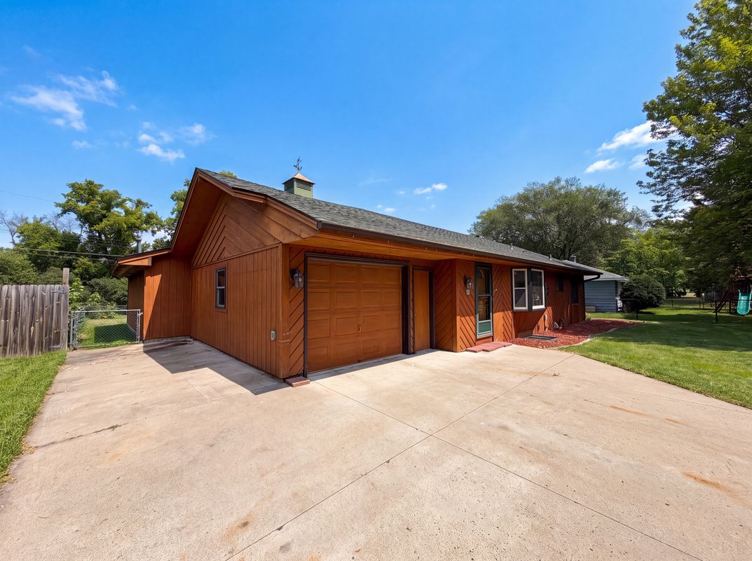 Photo 21 of 23 of 11353 N Heights Dr NW, Coon Rapids, MN