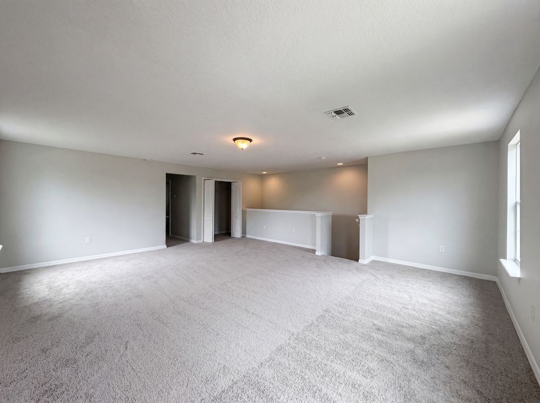 Photo 13 of 22 of 4876 Grassy Knoll Dr, Tavares, FL