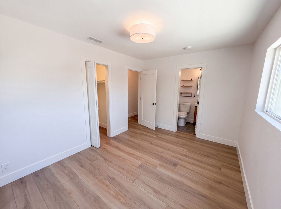 Photo 4 of 19 of 1193 E G St, Ontario, CA