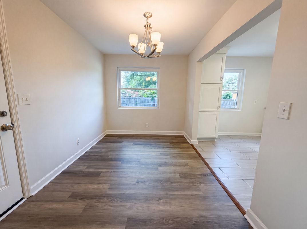 Photo 6 of 20 of 6543 Aires Rd, Jacksonville, FL