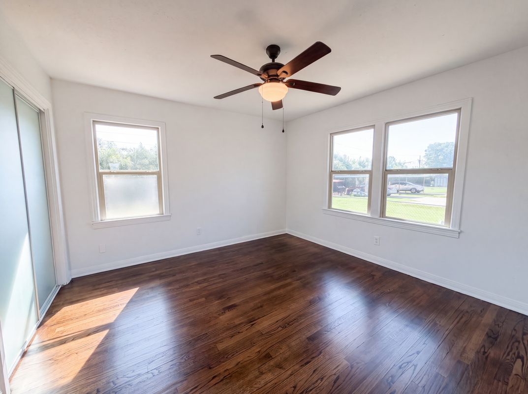 Photo 4 of 17 of 2901 Acton School Rd, Granbury, TX
