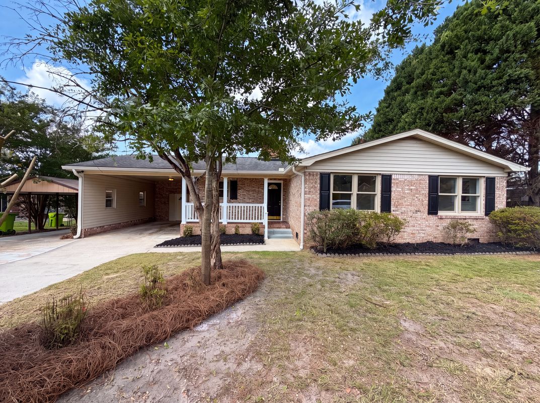 Photo 16 of 18 of 1810 Pennfield Dr, Columbia, SC