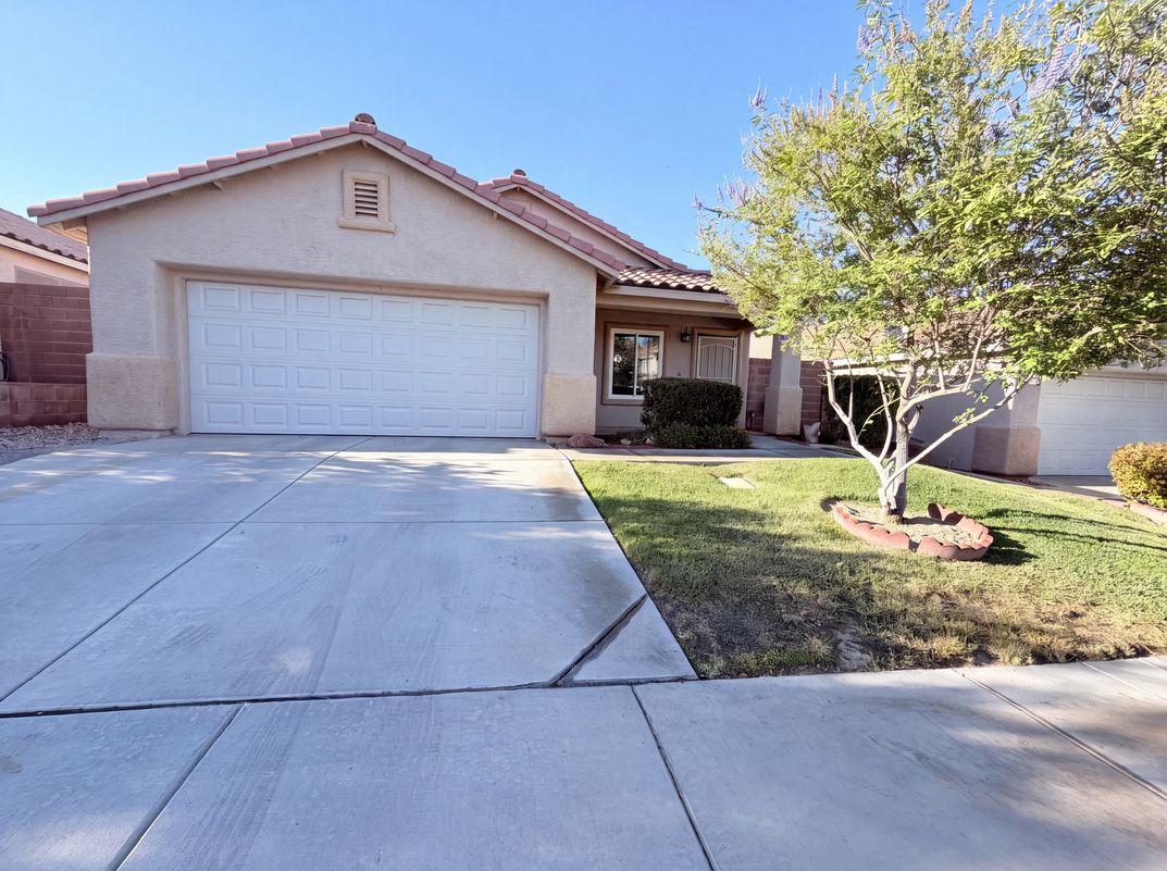 Photo 8 of 39 of 8032 Tailwind Ave, Las Vegas, NV