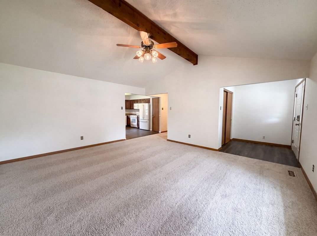 Photo 10 of 21 of 3679 Vago Ln, Florissant, MO