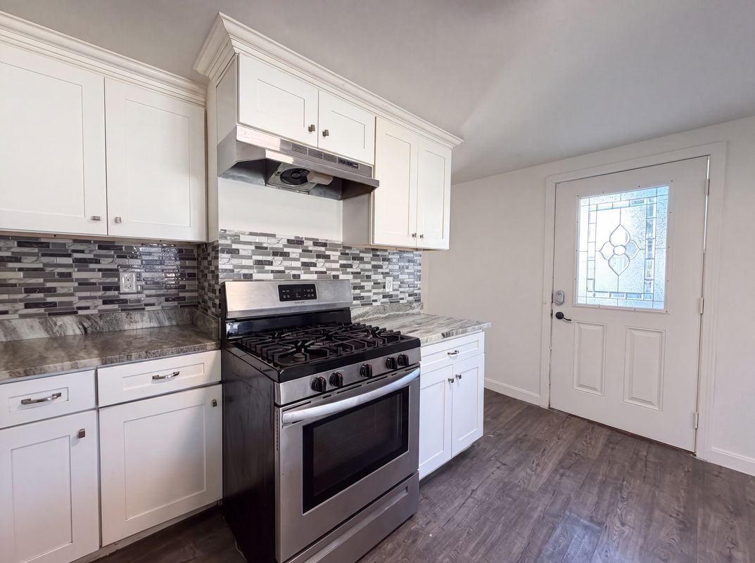 Photo 10 of 33 of 103 Goodridge St, Lynn, MA