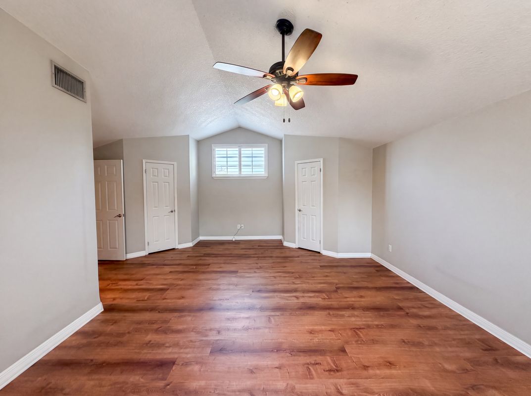 Photo 4 of 26 of 8382 Chason Rd W, Jacksonville, FL