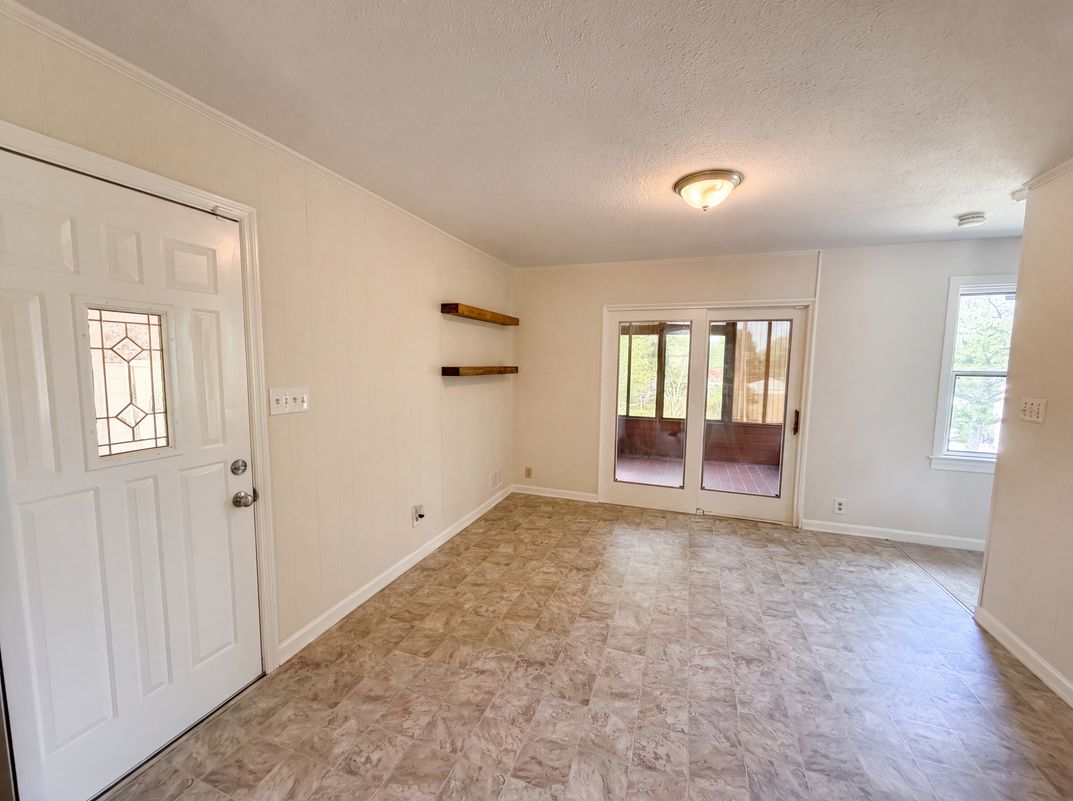 Photo 6 of 18 of 1810 Pennfield Dr, Columbia, SC