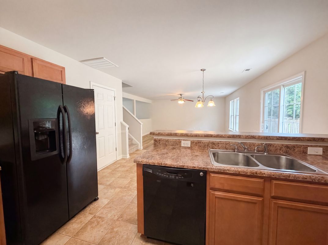 Photo 10 of 26 of 5503 Hardie Farm Dr, Greensboro, NC