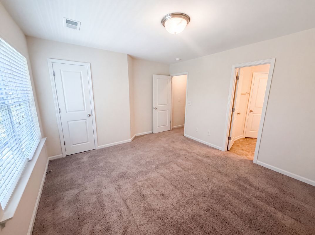 Photo 13 of 20 of 857 Forest Park Rd, Columbia, SC