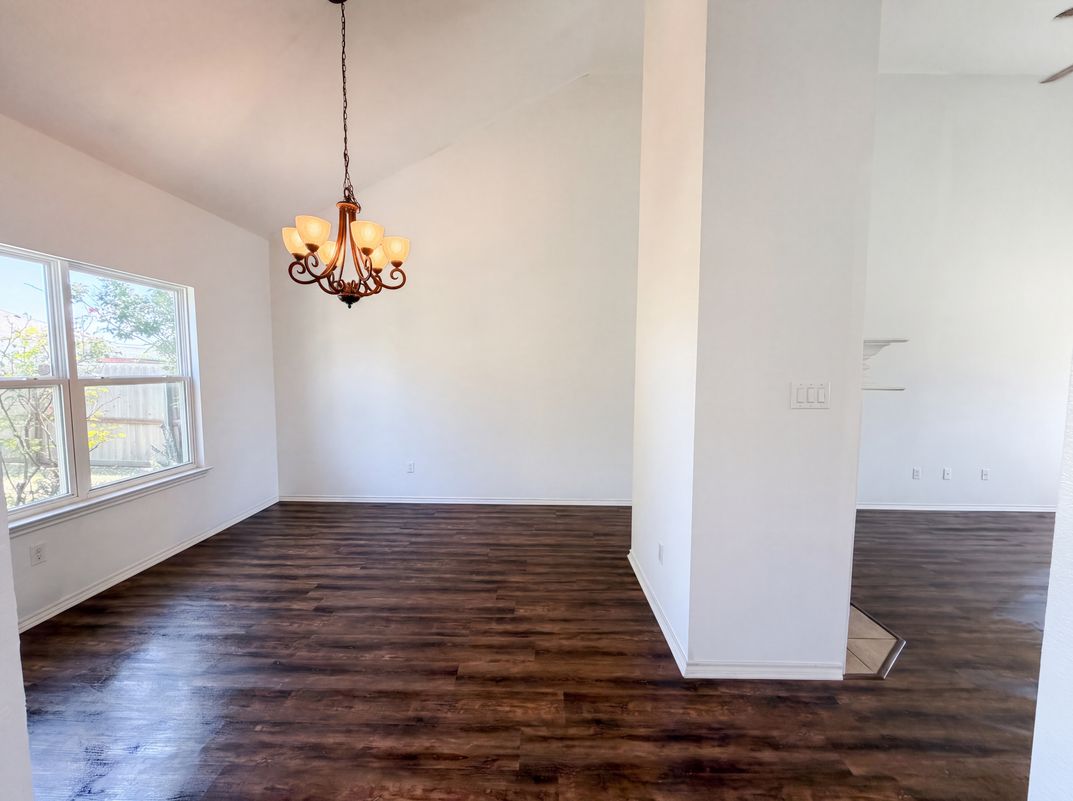 Photo 6 of 19 of 7712 Redbrush, Temple, TX