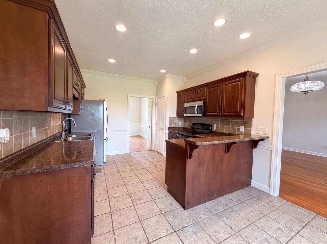 Photo 9 of 30 of 1044 Laramie Ct, Murfreesboro, TN