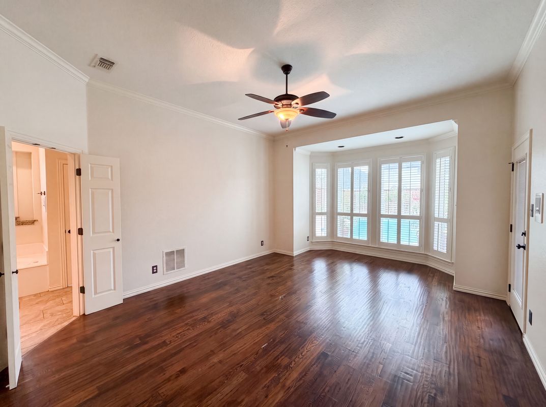 Photo 6 of 38 of 4606 Mill Wood Dr, Colleyville, TX