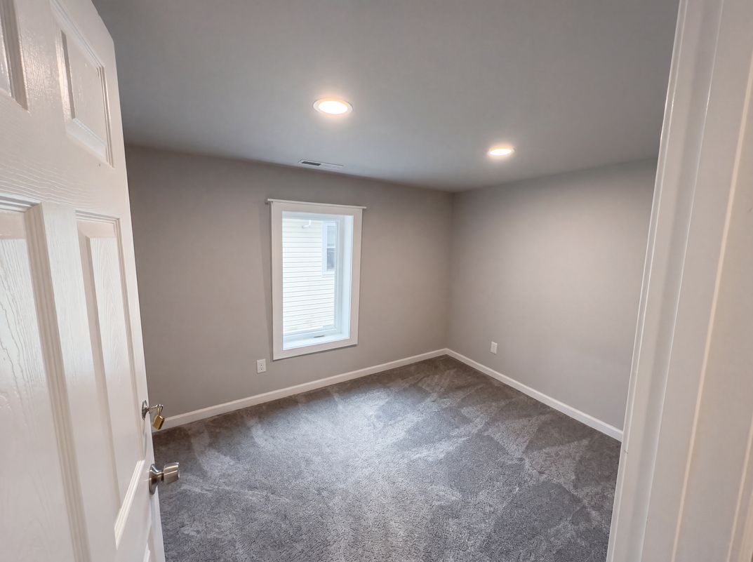 Photo 16 of 24 of 316 W Commerce St, Smyrna, DE