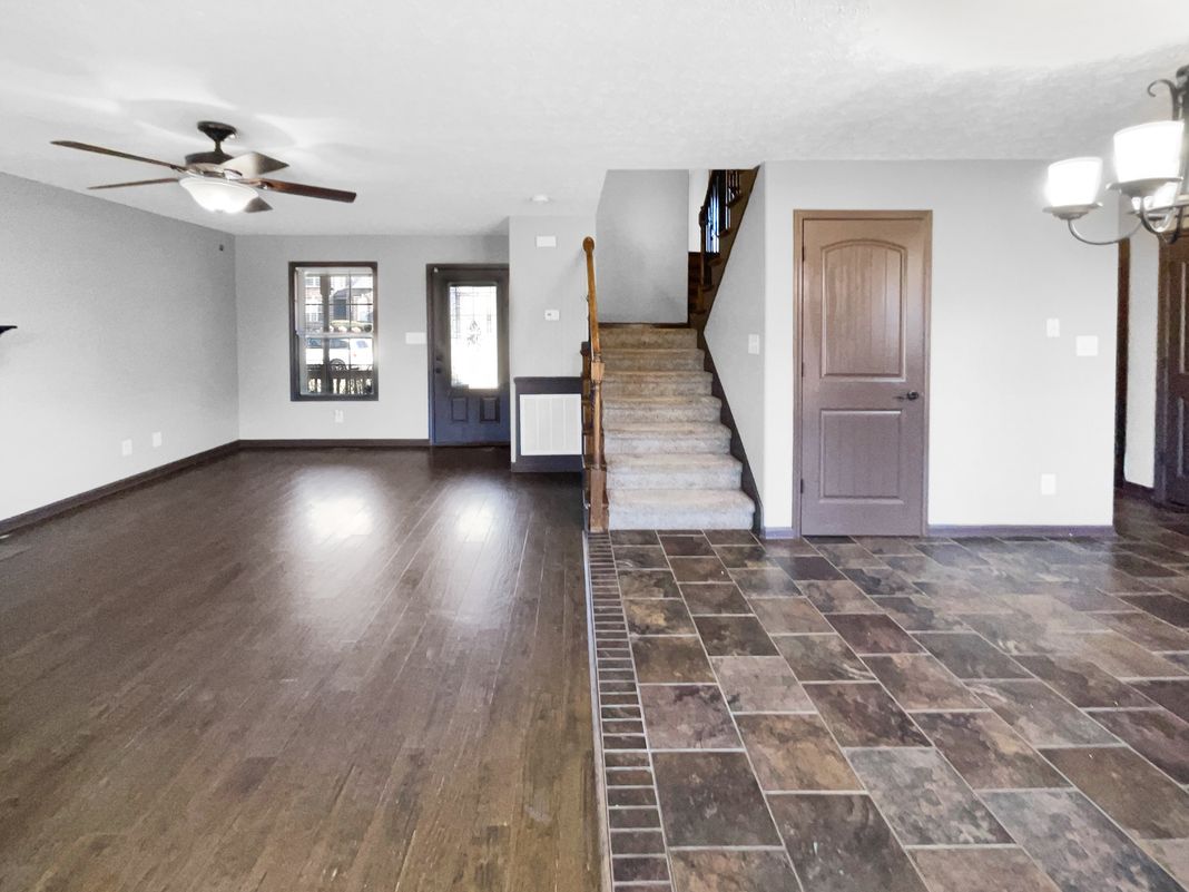 Photo 11 of 26 of 1450 Raven Rd, Clarksville, TN