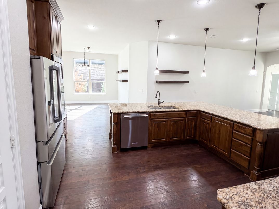 Photo 2 of 17 of 4416 Berry Ridge Ln, Frisco, TX