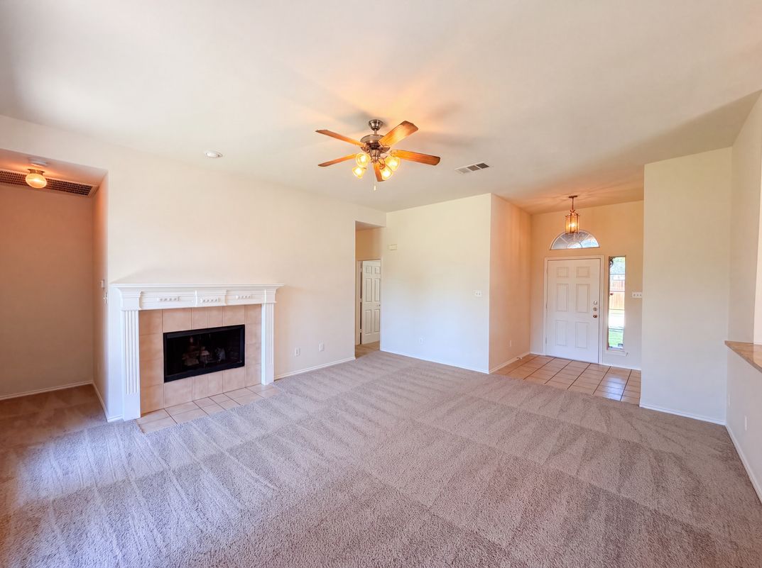 Photo 13 of 16 of 6401 Marquett Dr, Rowlett, TX