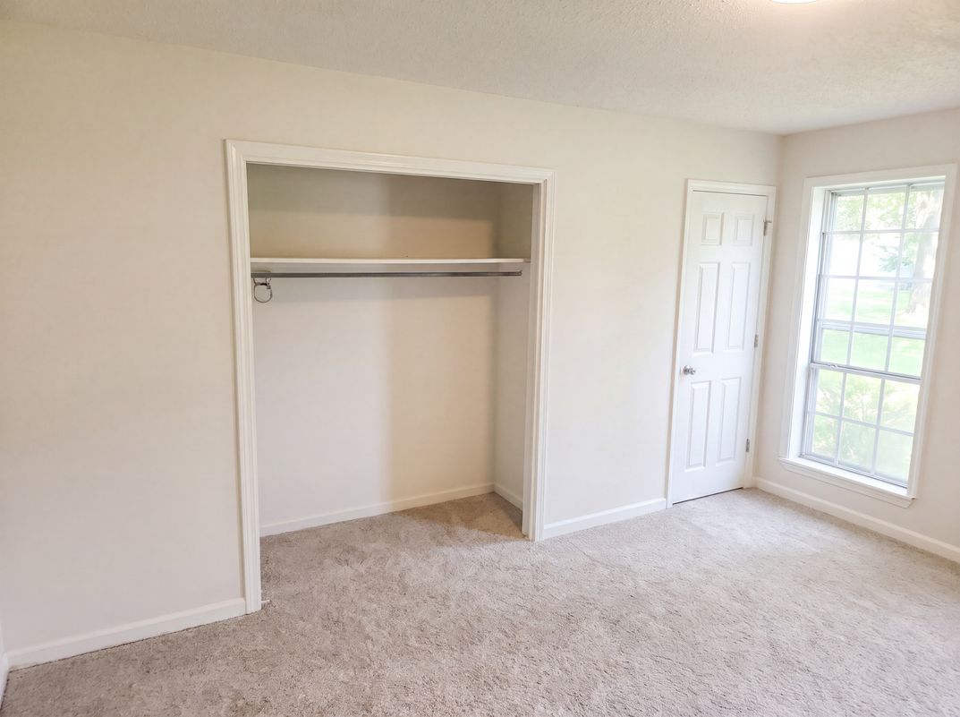 Photo 17 of 58 of 4334 Morningside Dr, Helena, AL