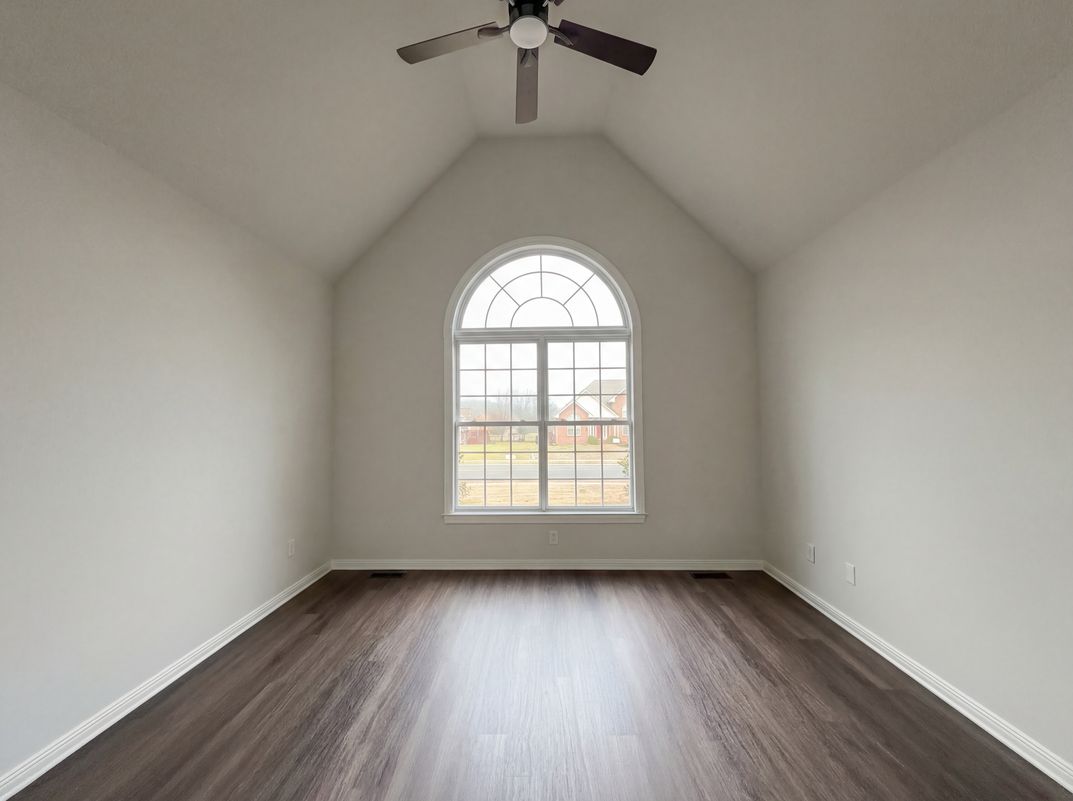 Photo 8 of 24 of 102 Riverbirch Ln, Hendersonville, TN