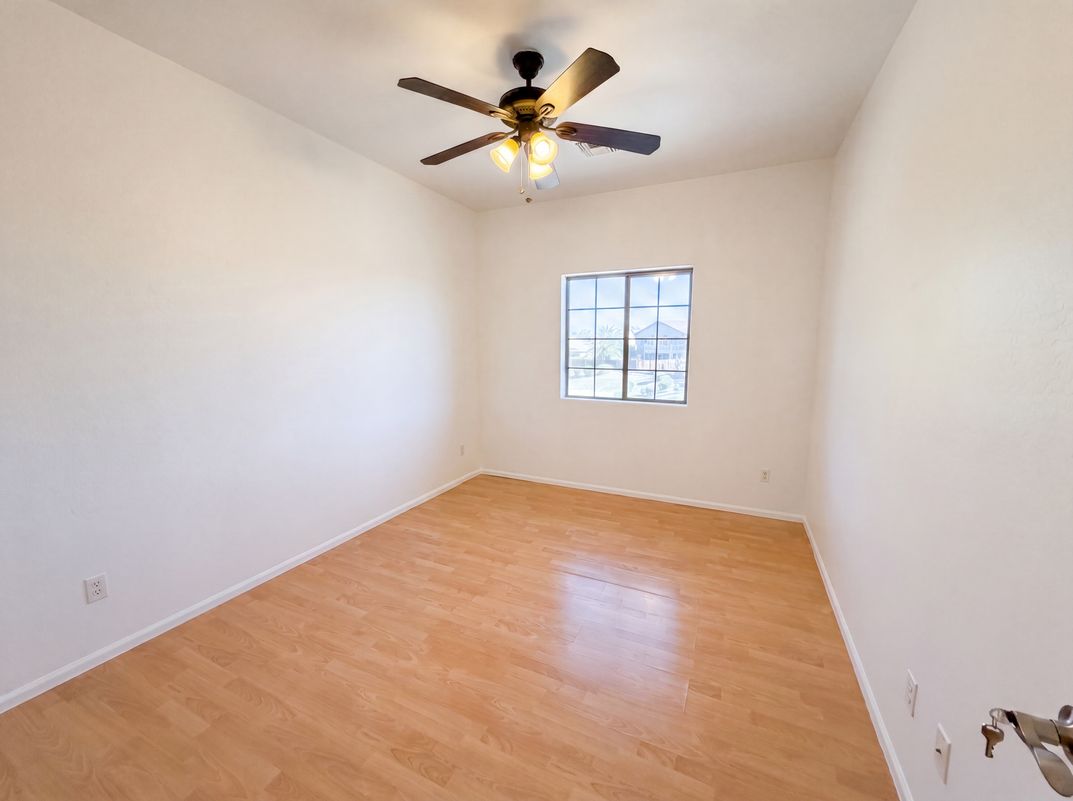 Photo 20 of 32 of 17249 W Cocopah St, Goodyear, AZ