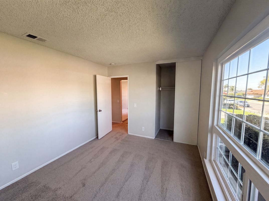 Photo 12 of 26 of 648 Brentwood Ave, Upland, CA