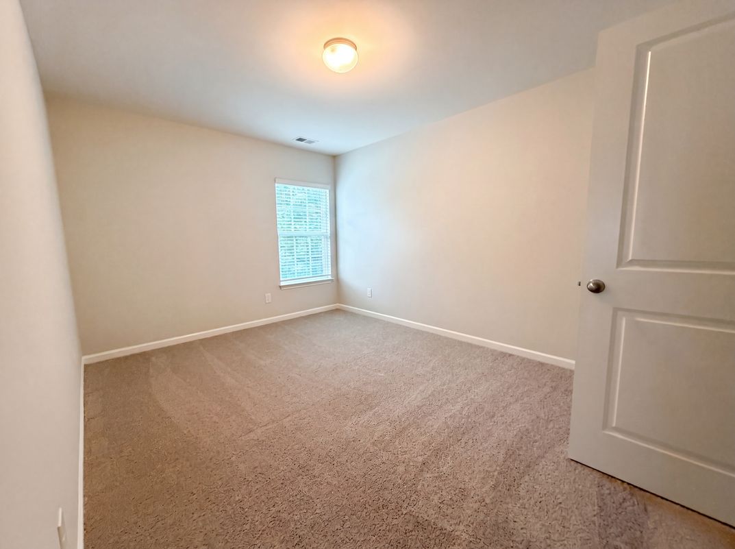 Photo 11 of 17 of 3462 Pridgen Ridge Dr, Winston Salem, NC