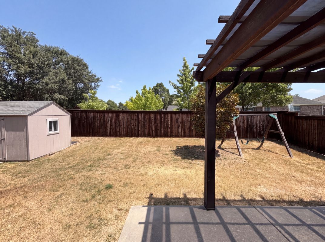 Photo 18 of 20 of 2601 Whispering Trl, Little Elm, TX