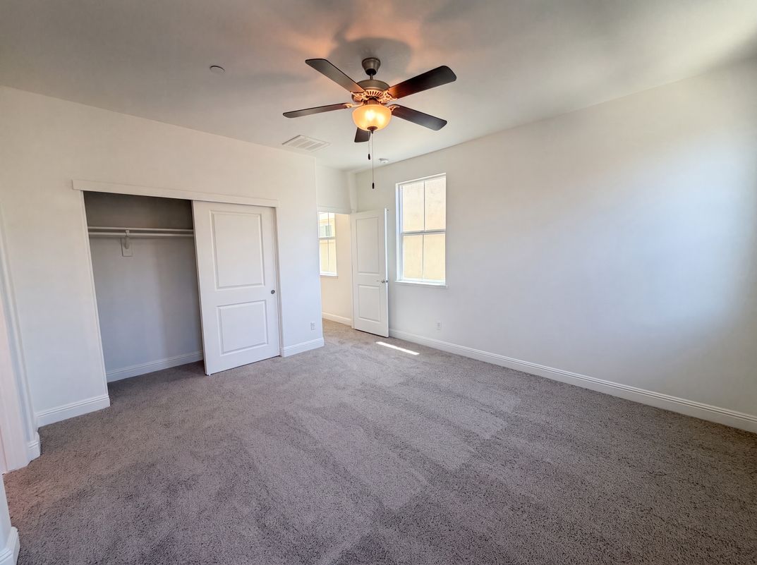 Photo 17 of 30 of 10801 Portico Cir, Rancho Cordova, CA