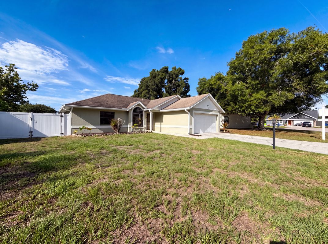Photo 22 of 27 of 3430 55th Dr E, Bradenton, FL