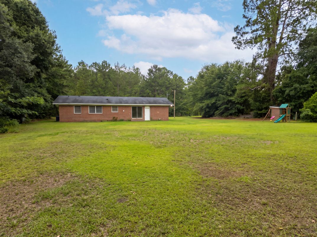 Photo 5 of 19 of 15 Altman Rd, Hampton, SC