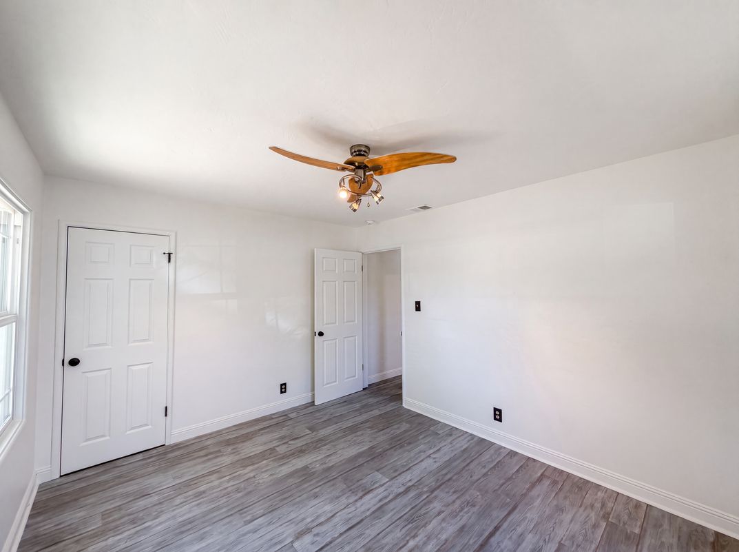 Photo 18 of 41 of 719 N Crescent Ave, Lodi, CA
