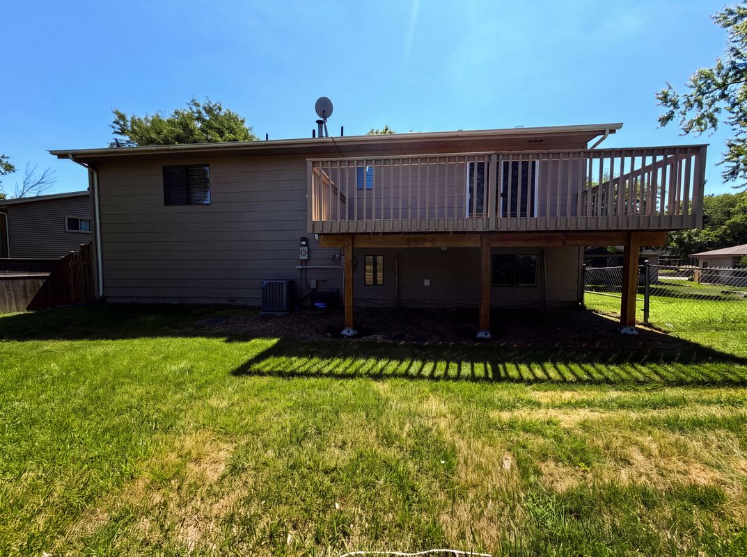 Photo 5 of 24 of 13802 Holyoke Path, Apple Valley, MN