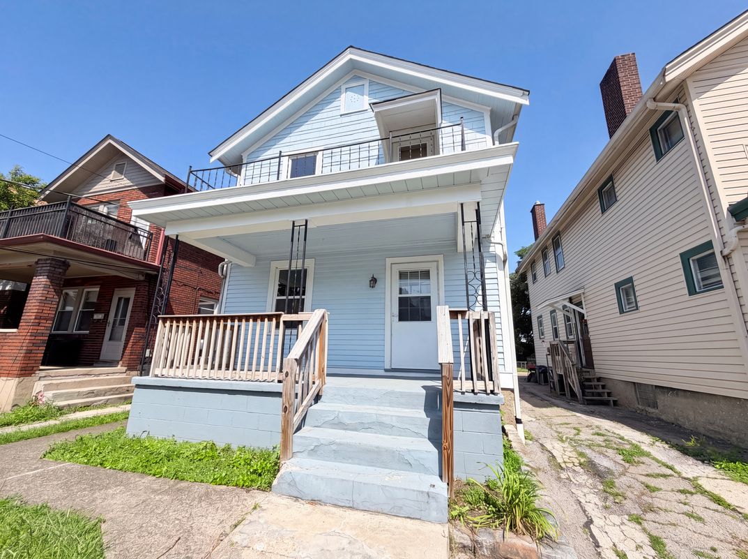 Photo 19 of 23 of 4804 Greenlee Ave, Cincinnati, OH