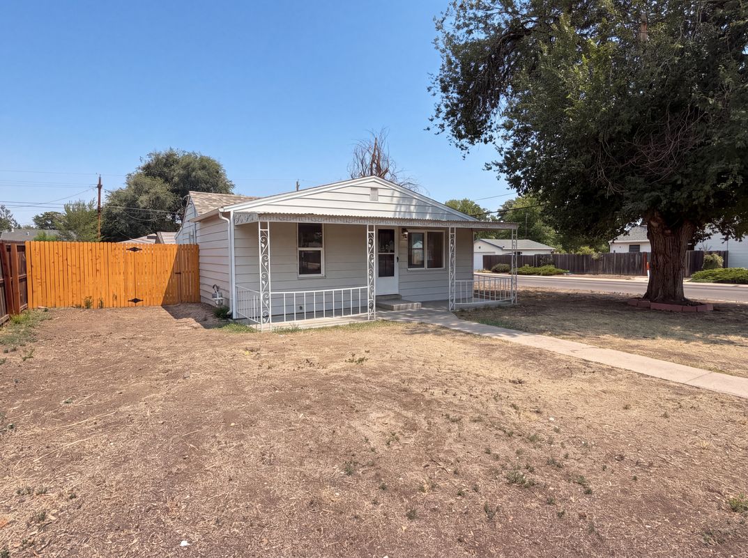 Photo 17 of 20 of 1298 S Perry St, Denver, CO