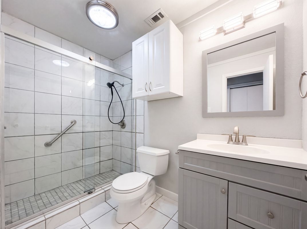 Photo 16 of 21 of 2604 Leo Dr, Garland, TX