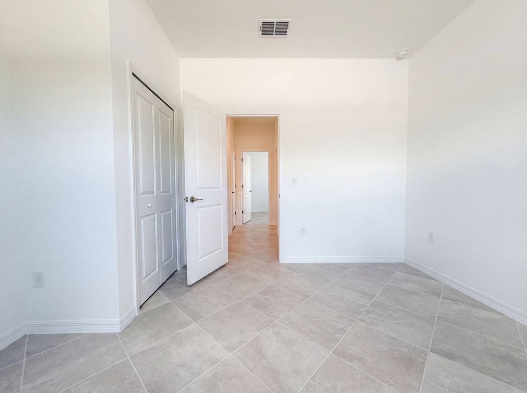 Photo 7 of 34 of 3818 NW 46th St, Cape Coral, FL