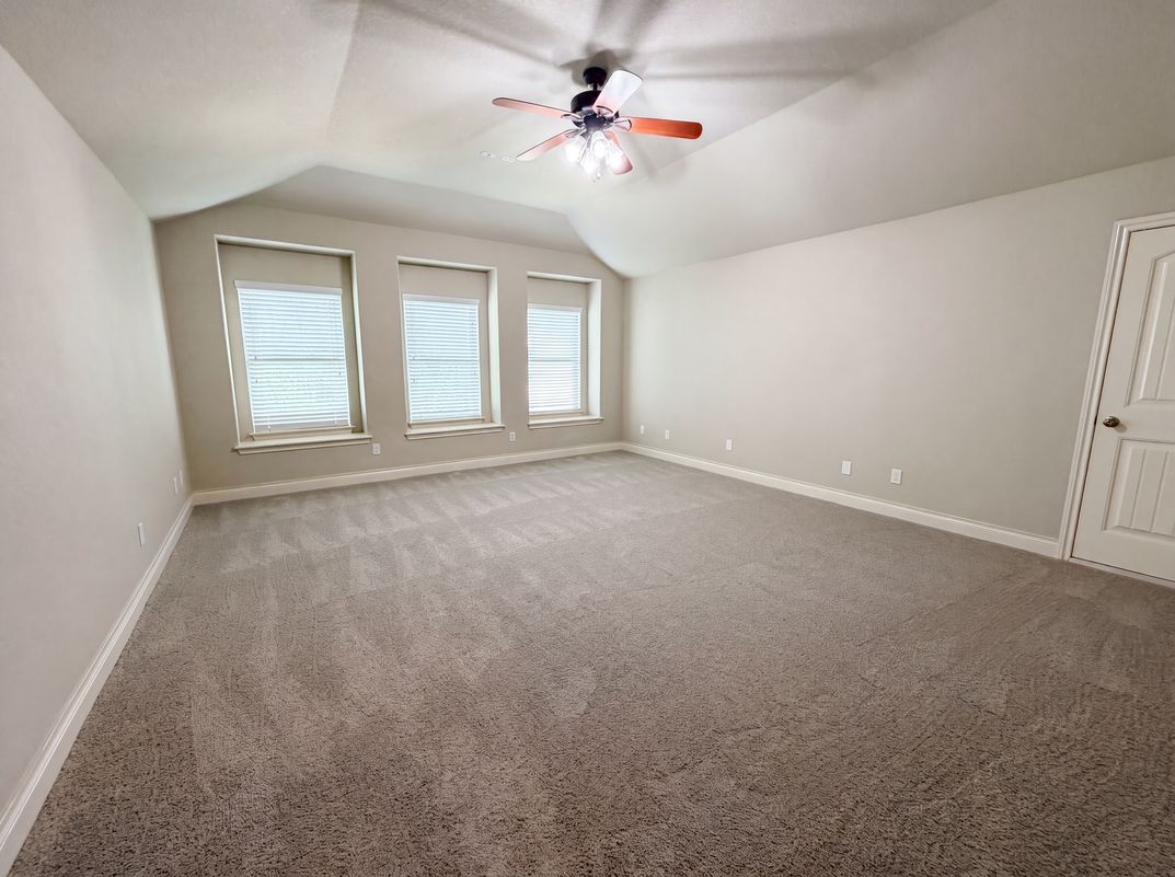 Photo 21 of 26 of 1058 Cedar Glen Dr, New Braunfels, TX