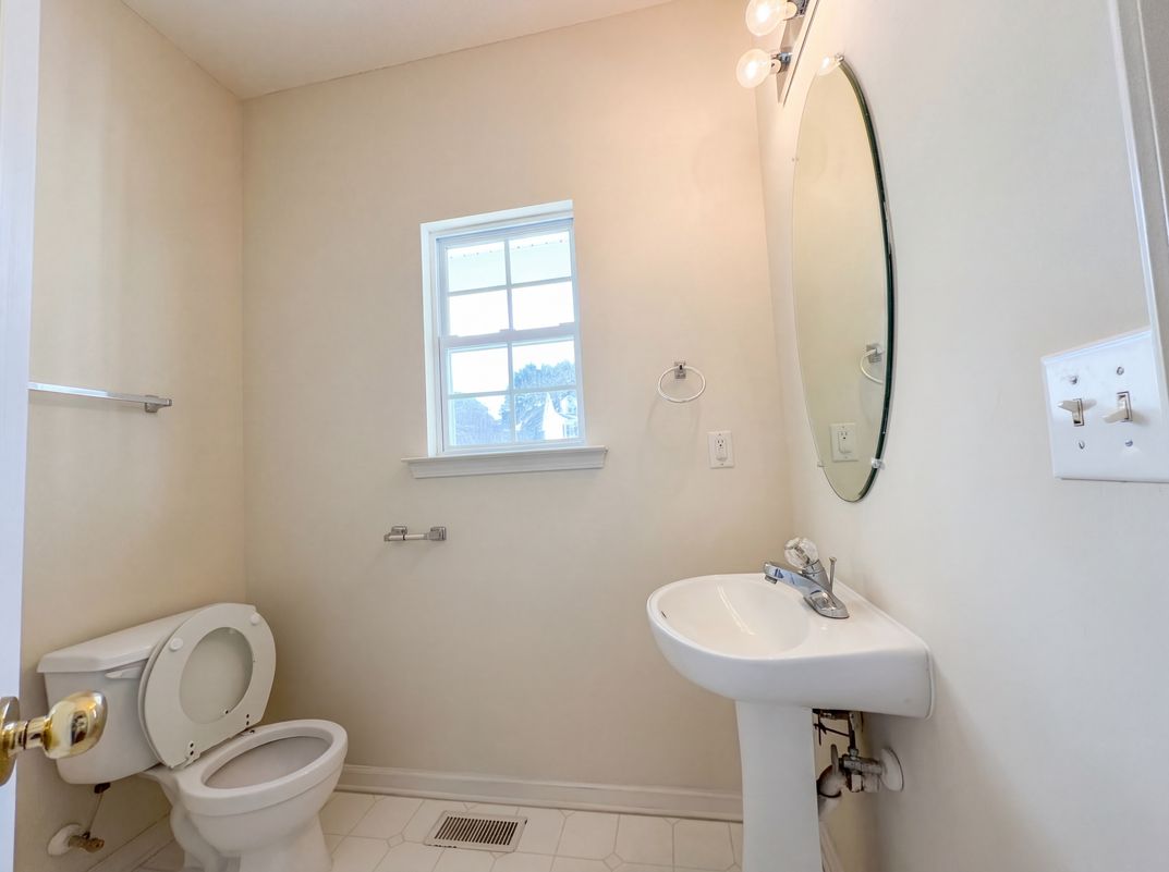 Photo 12 of 21 of 504 Ledyard Ct, Wake Forest, NC