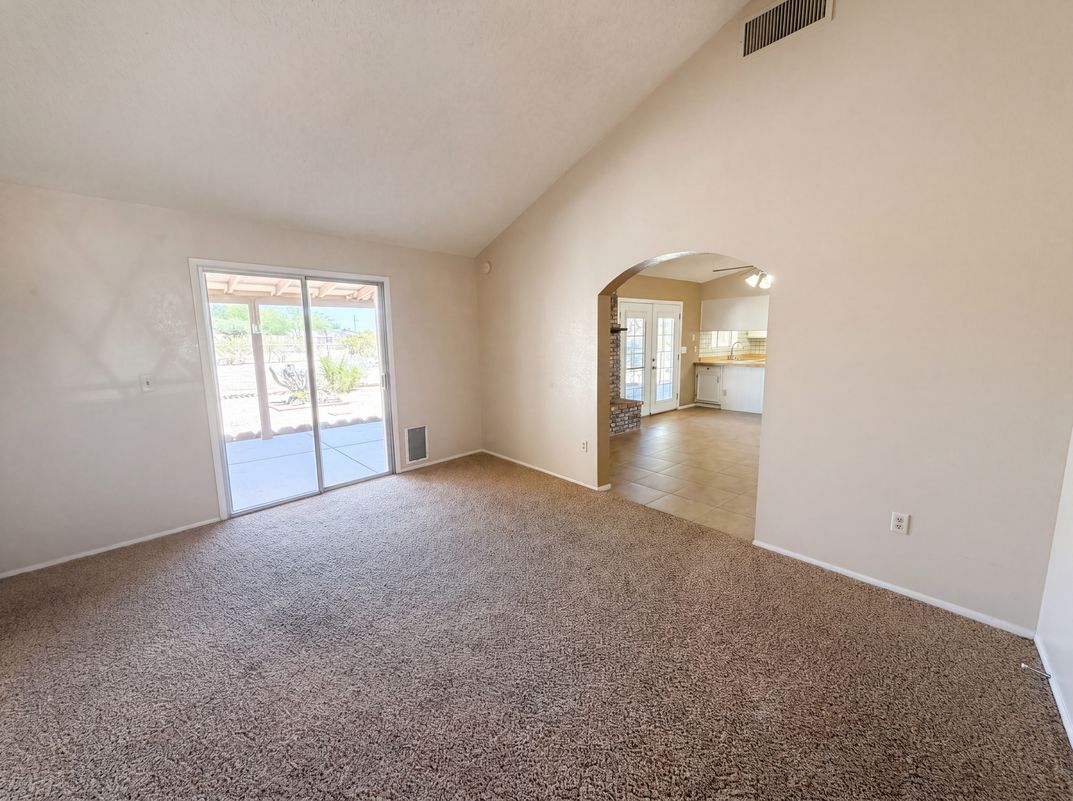 Photo 8 of 39 of 2035 S 227th Ave, Buckeye, AZ