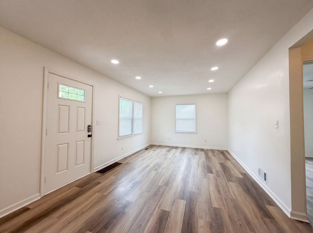 Photo 12 of 19 of 5525 Yecker Ave, Kansas City, KS
