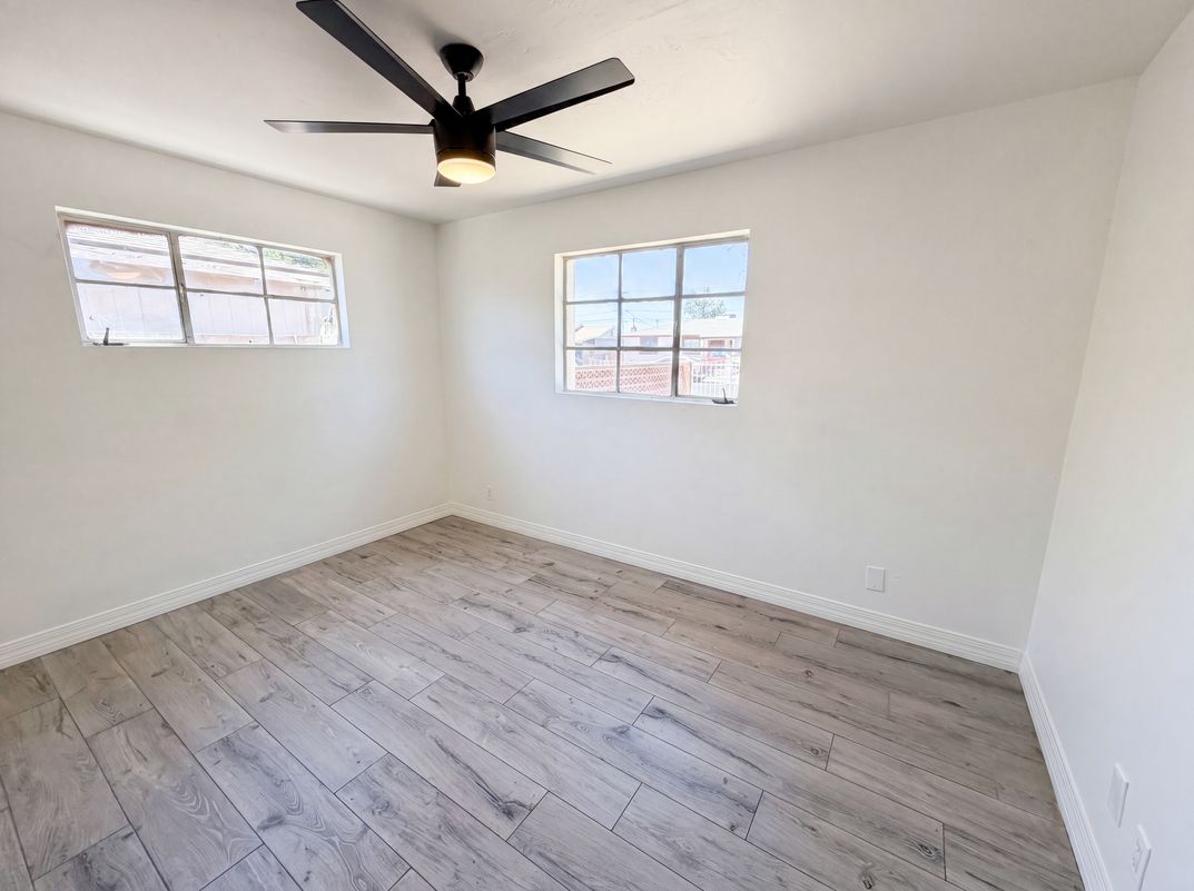 Photo 10 of 21 of 4505 W Clarendon Ave, Phoenix, AZ