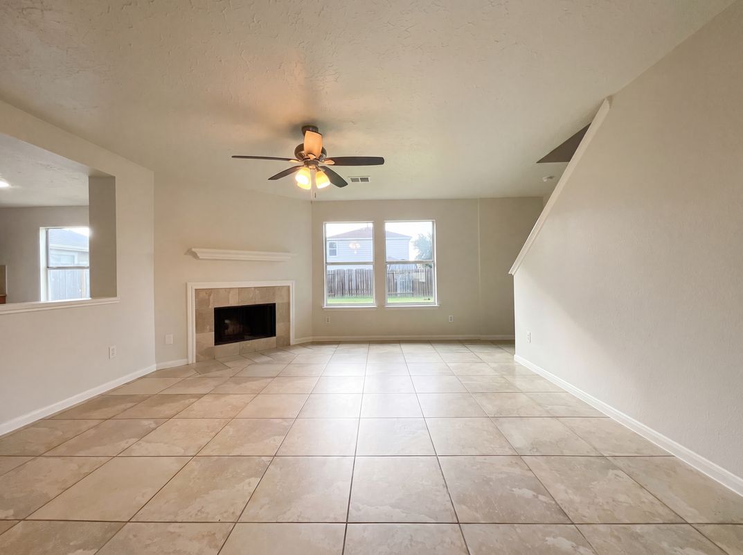 Property photo 3 of 3335 Legends Wild Dr