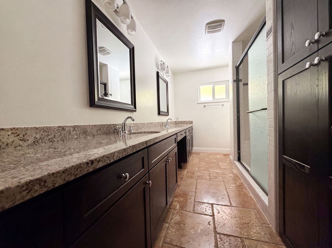 Photo 12 of 24 of 17883 Sintonte Dr, San Diego, CA