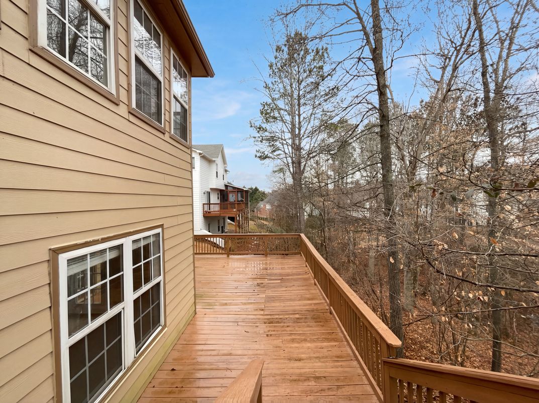 Photo 11 of 35 of 2859 Savannah Walk Ln, Suwanee, GA
