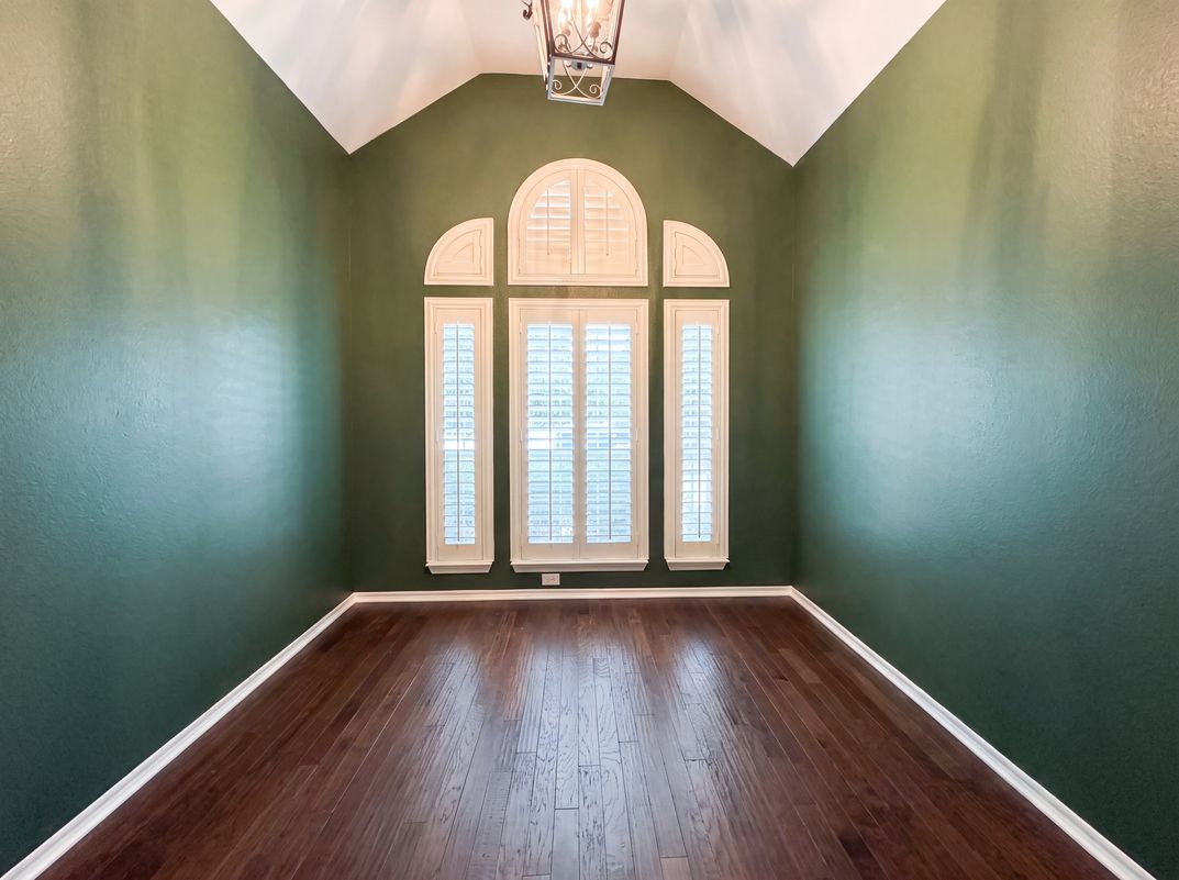 Photo 14 of 18 of 1416 Willow Wood Dr, Carrollton, TX