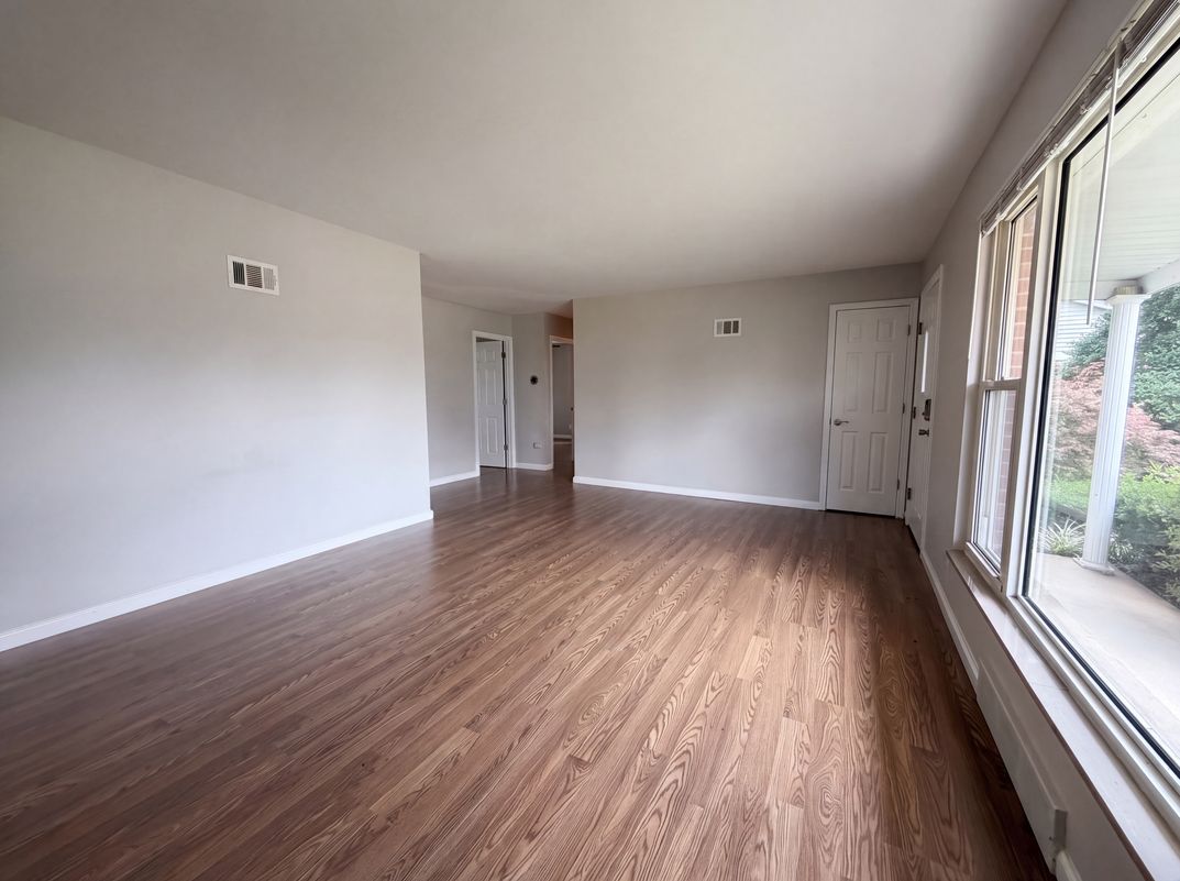 Photo 8 of 21 of 871 Wycliffe Ct, Saint Louis, MO