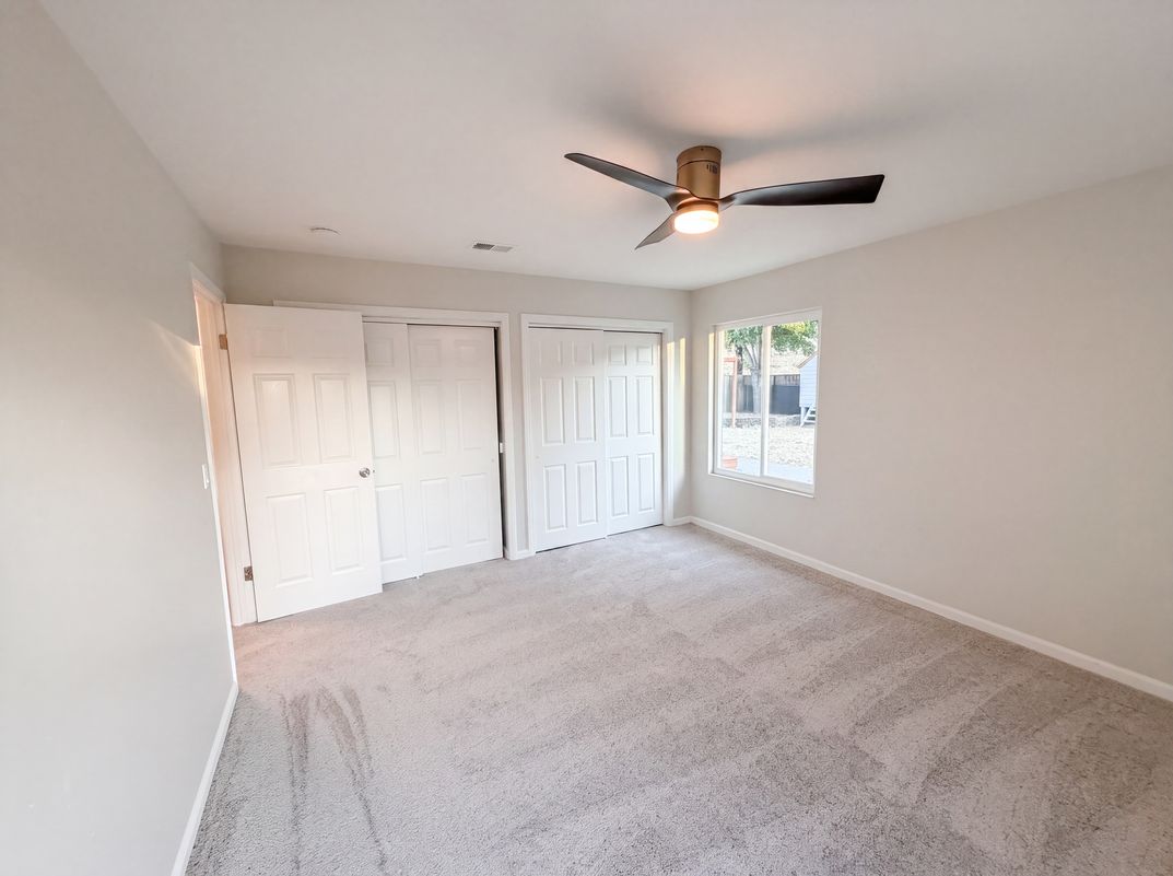 Photo 8 of 17 of 112 Aster Ct, Hercules, CA